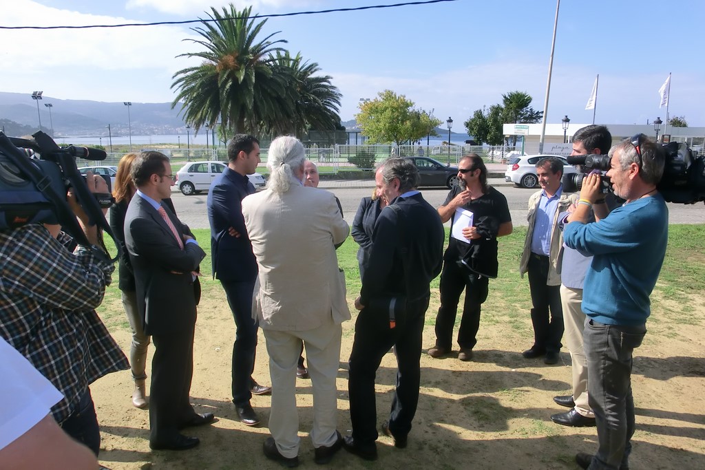 Comezan as obras de construción do centro de saúde de Panxón