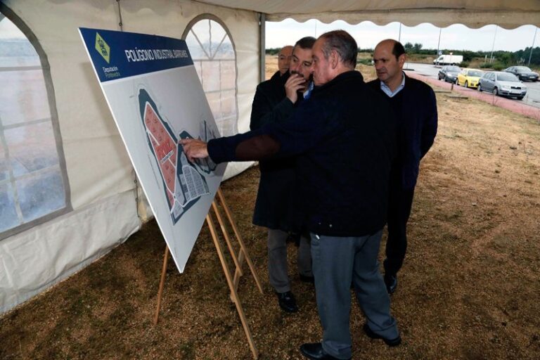 500 persoas traballarán no novo centro de Froiz en Barro-Meis