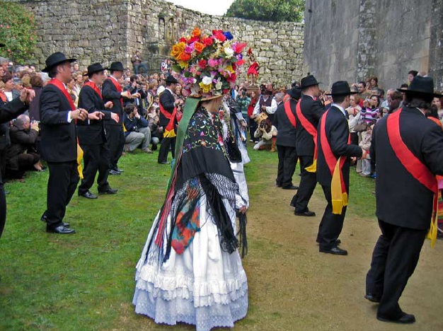 Cangas-Danza-San-Sebastian-Aldán-300-anos-danza-declarada-Interese-Turístico-Galego.