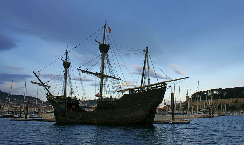 Baiona-acolle-Nave-Vitoria-periplo-Europa