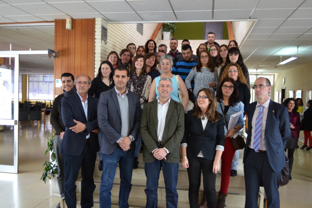 Clausura-entrega-diplomas-Obradoiro-Emprego-"Terras do Miñor III"