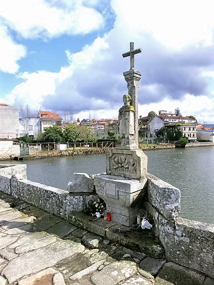 Imaxe anterior do Cruceiro de San Telmo