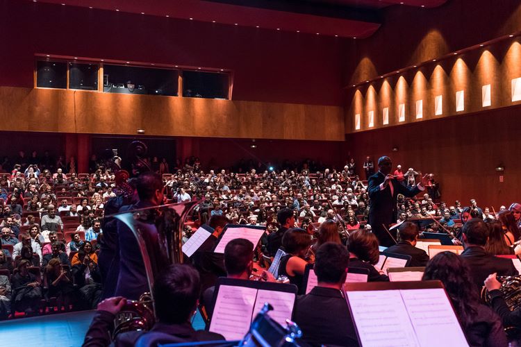 o-teatro-municipal-de-tui-superou-os-vinte-mil-usuarios-no-2016