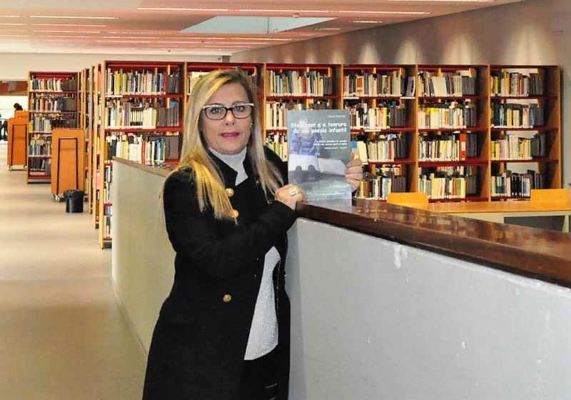 traducida-ao-galego-a-obra-poetica-infantil-de-stevenson-o-autor-de-a-illa-do-tesouro
