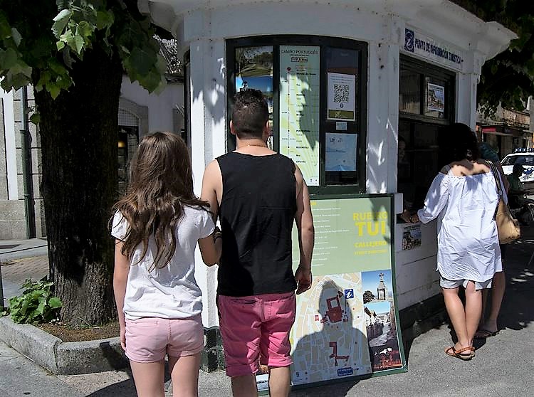 Máis de 54 mil persoas pasaron durante 2016 pola Oficina Municipal de Turismo de Tui