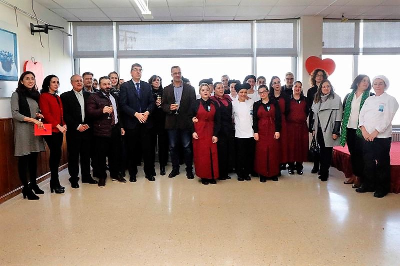 alumnos-do-v-obradoiro-de-emprego-terras-do-minor-ofreceron-un-xantar-de-san-valentin-a-60-maiores-da-mancomunidade