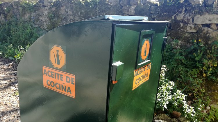 tui-conta-con-sete-novos-colectores-de-aceite-usado-nas-parroquias