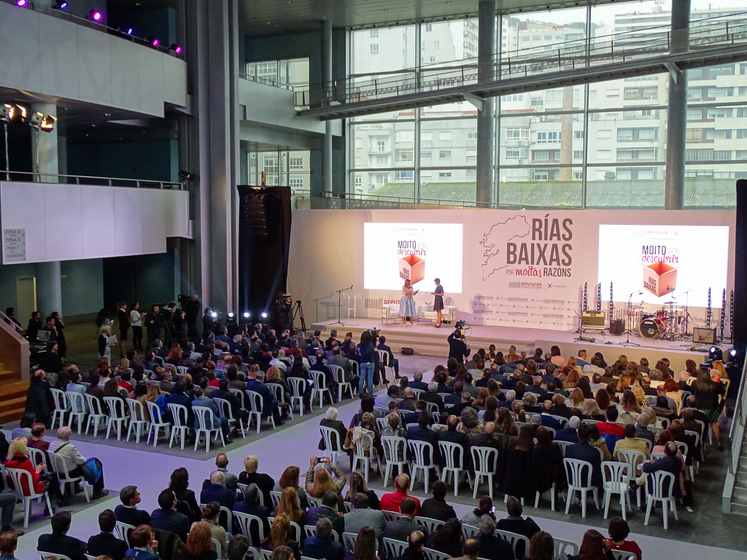 a-ritmo-de-rock-e-break-dance-se-entregaron-os-distintivos-de-calidade-sicted-na-gala-turismo-ria-baixas-2017