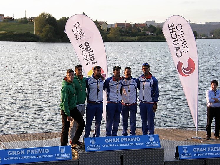 o-kaiak-tudense-conseguiu-en-asturias-unha-incontestable-vitoria-con-10-medallas