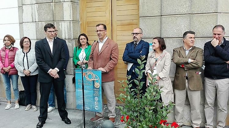 baiona-asume-a-presidencia-de-vilas-marineiras-e-propon-a-maria-castro-para-o-premio-da-asociacion