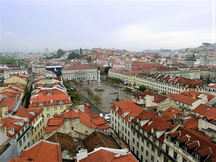 turismo-rias-baixas-leva-a-sua-campana-moito-por-descubrir-a-lisboa