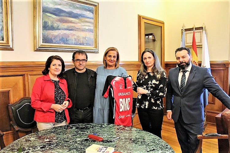 a-agrupacion-tenis-de-mesa-de-vincios-convirtese-nun-dos-embaixadores-da-marca-turistica-ras-baixas