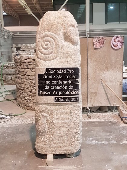 guarda-presenta-na-sede-da-deputacion-pontevedra-segunda-festa-castrexa