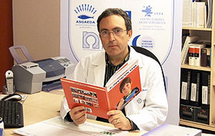 doctor-lorenzo-pousa-estevez-proposto-fillo-adoptivo-polo-concello-baiona