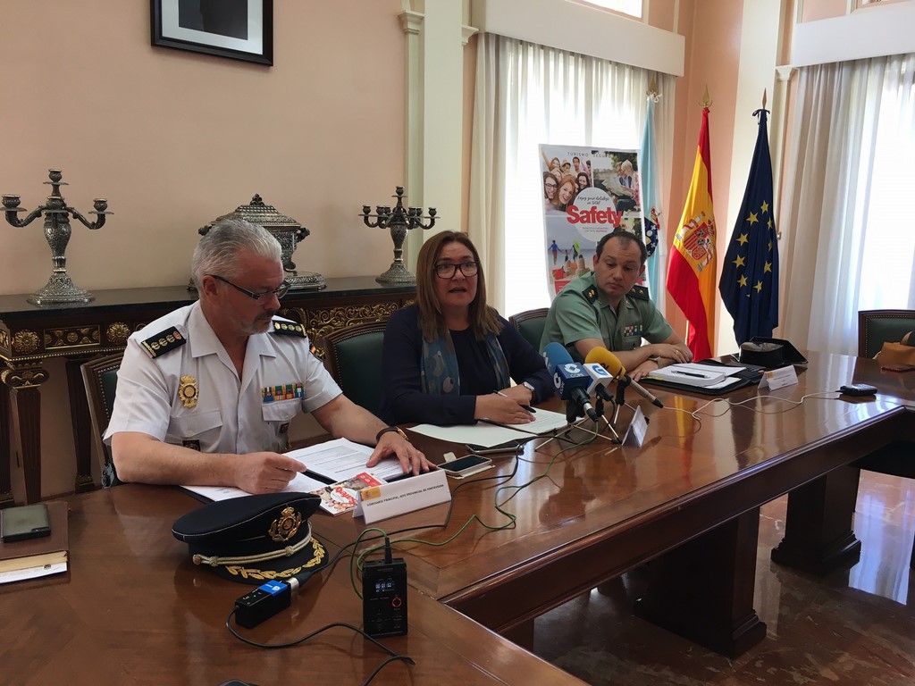 subdelegada-do-goberno-pontevedra-presenta-plan-turismo-seguro-2017-provincia-pontevedra