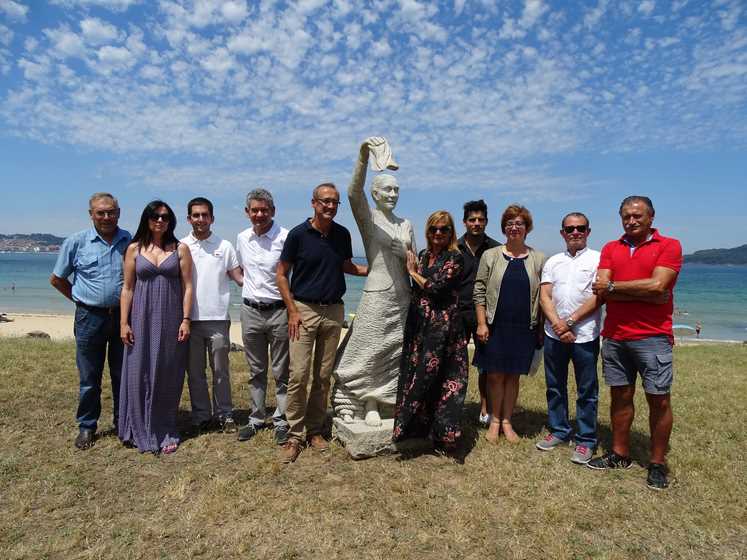 praia-america-nigran-acolle-ata-27-xullo-exposicion-nado-pedra17-esculturas-da-escola-canteria