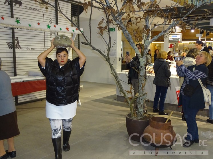 mercado-tomino-acollle-unha-exposicion-patrimonio-arqueoloxico-da-provincia