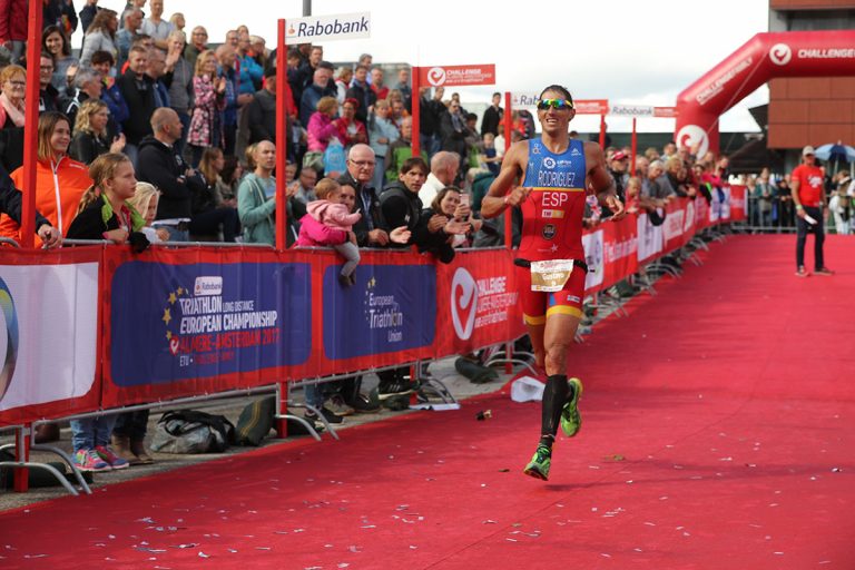 triatleta-tudense-gustavo-rodriguez-comeza-este-fin-semana-seu-camino-cara-ao-ironman-kona-2019