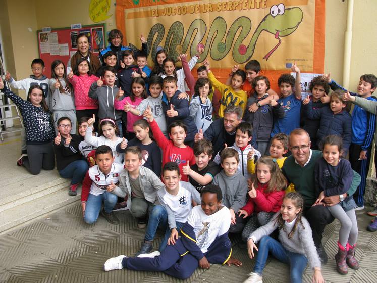 o-ceip-humberto-juanes-acolle-dende-o-luns-el-juego-de-la-serpiente