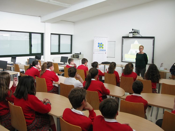 alumnos-do-colegio-estudio-de-chandebrito-participan-con-ciudad-ciencia-nun-obradoiro-de-agricultura-sostible