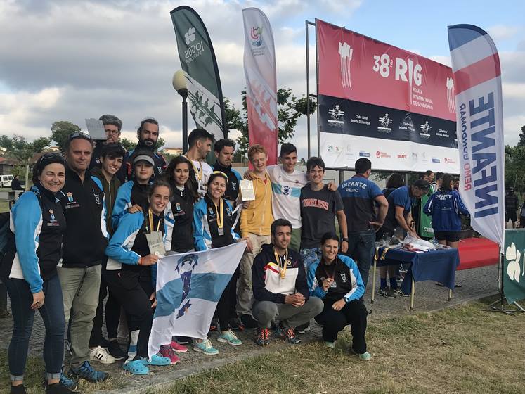 -club-remo-do-mino-de-tui-consegue-cinco-medallas-na-38o-regata-internacional-de-gondomar-portugal
