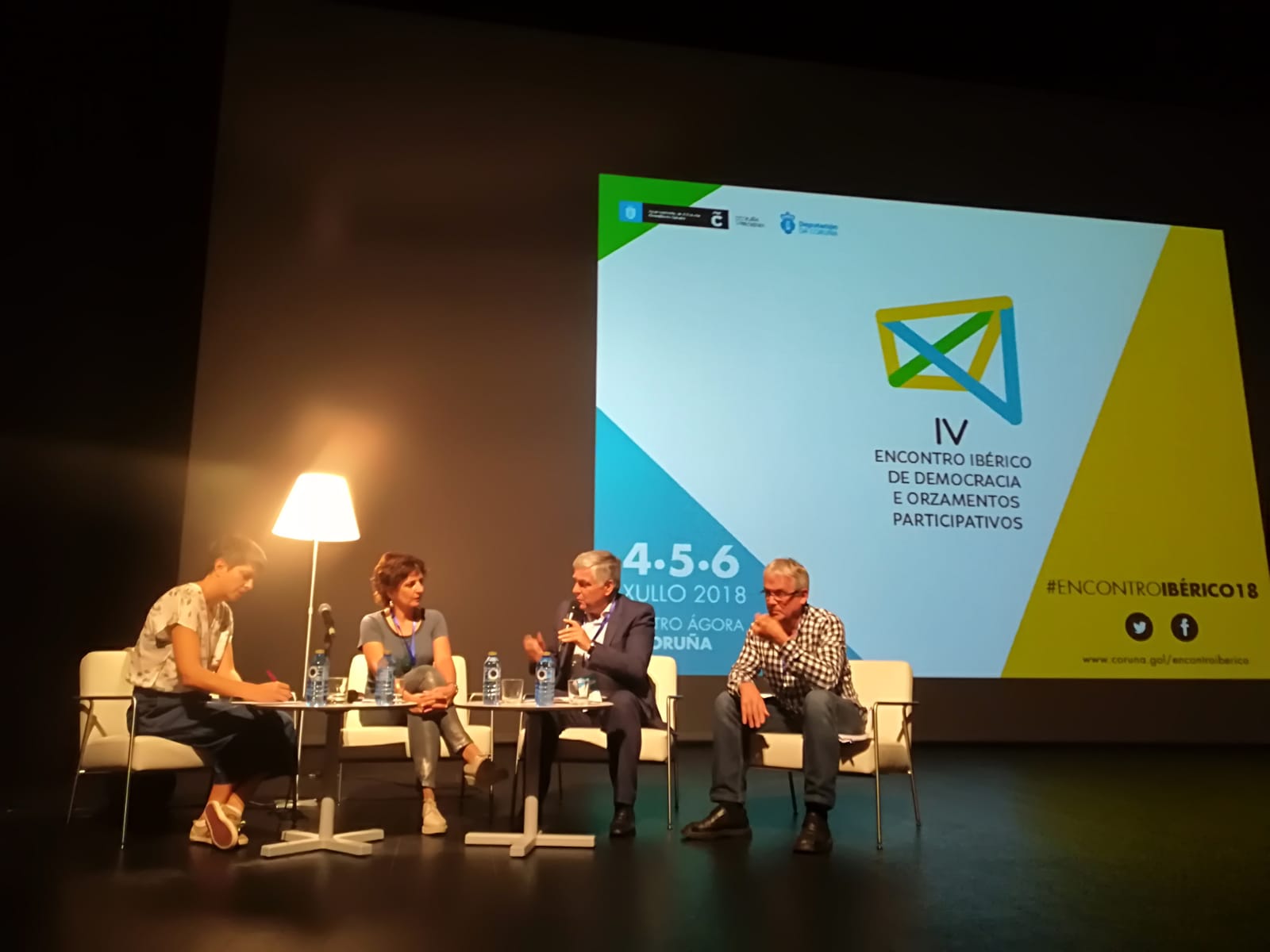 experiencia transfronteiriza de Tomiño e Cerveira no IV Encontro Ibérico de Democracia e Orzamentos Participativos