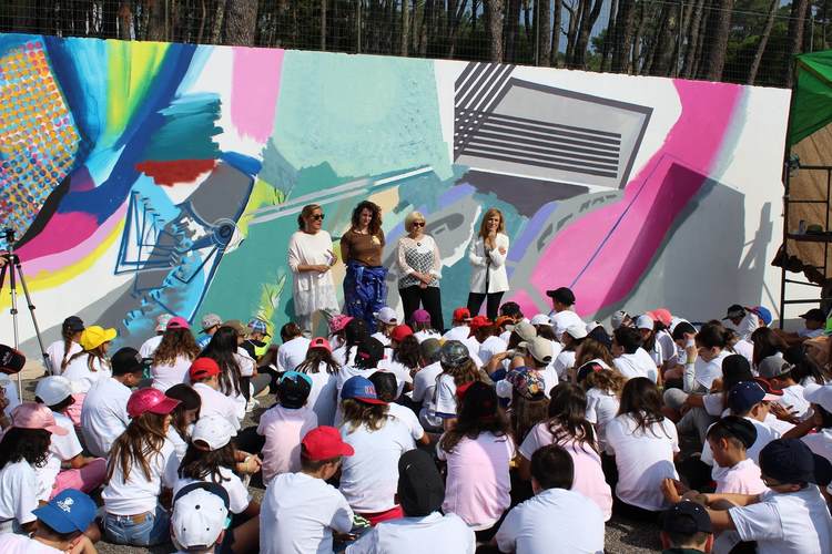 Silva reivindica na Lanzada a necesidade de que desde a infancia, nenas e nenos se conciencien na loita contra as violencias machistas