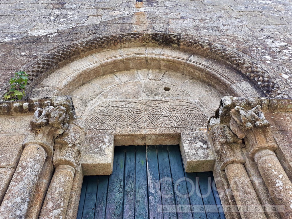 Antigo convento e a Igrexa de Sanfins de Fiestras