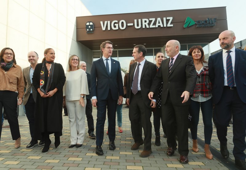 A estación de tren Urzáiz-Vigo acolleu este venres o acto simbólico de inicio das obras da nova estación do AVE
