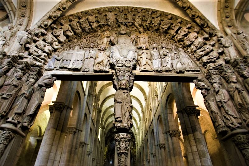 A celebración do mes da ciencia en galego chegou ao Pórtico da Gloria 