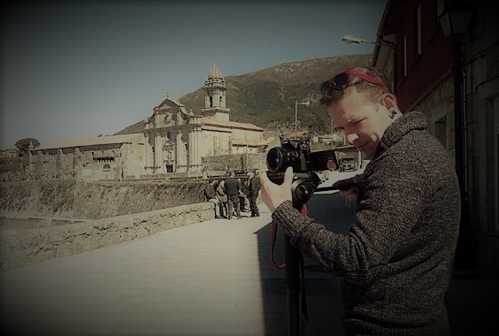 Oia compila as lembranzas dos seus maiores nun audiovisual