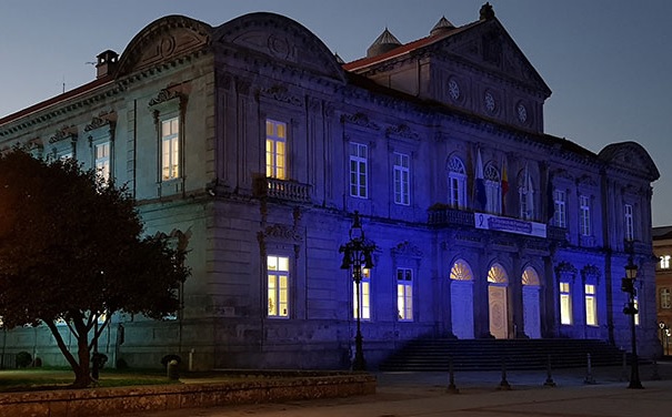 O Pazo da Deputación de Pontevedra se iluminará de azul no Día Mundial da Diabetes