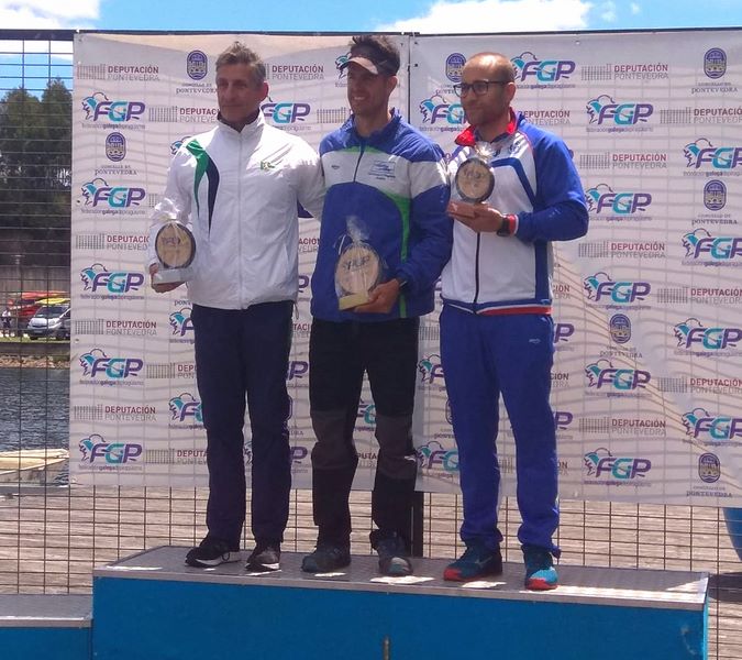 O Kayak Tudense - Axuda Paramos terceiro na Copa de España Sprint