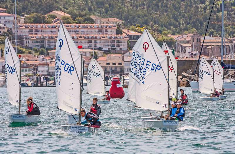 Trofeo Baitra de Vela Infantil, que durante dúas xornadas encherá de velas a baía baionesa.