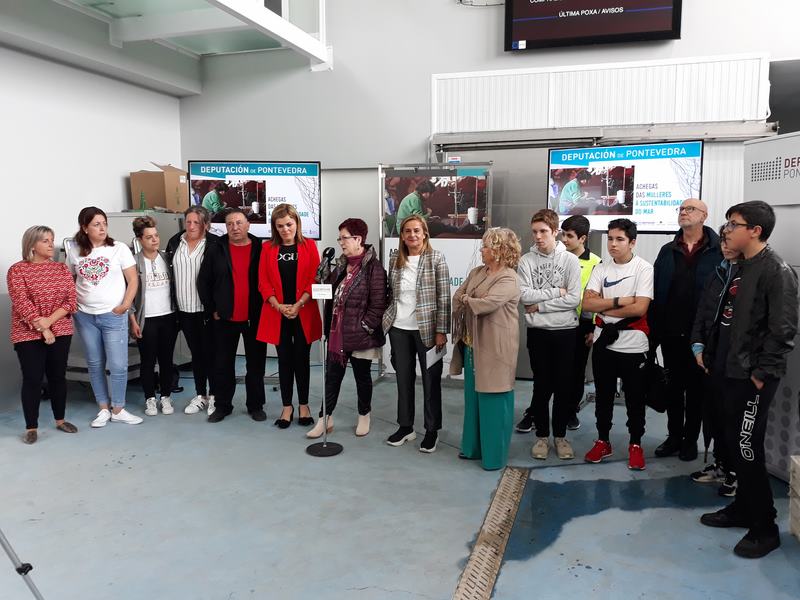A lonxa de Cesantes acolle a mostra 'Achegas das Mulleres á sustentabilidade do mar”