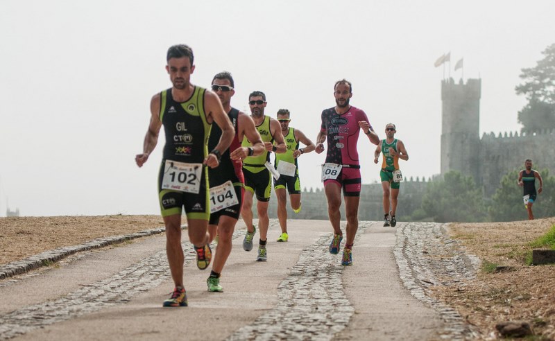 200 atletas poderán participar gratis no Vertiatlón Solidario de Baiona