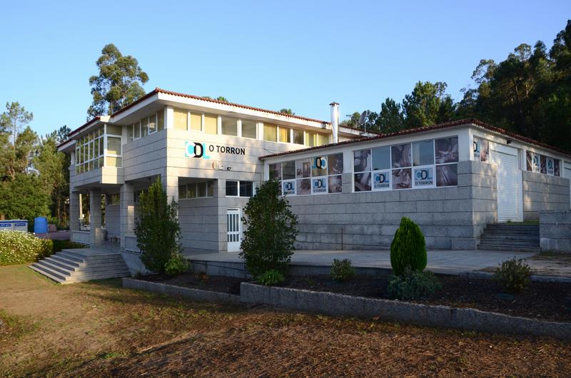 Salceda solicita un programa de emprego para atender a 100 persoas