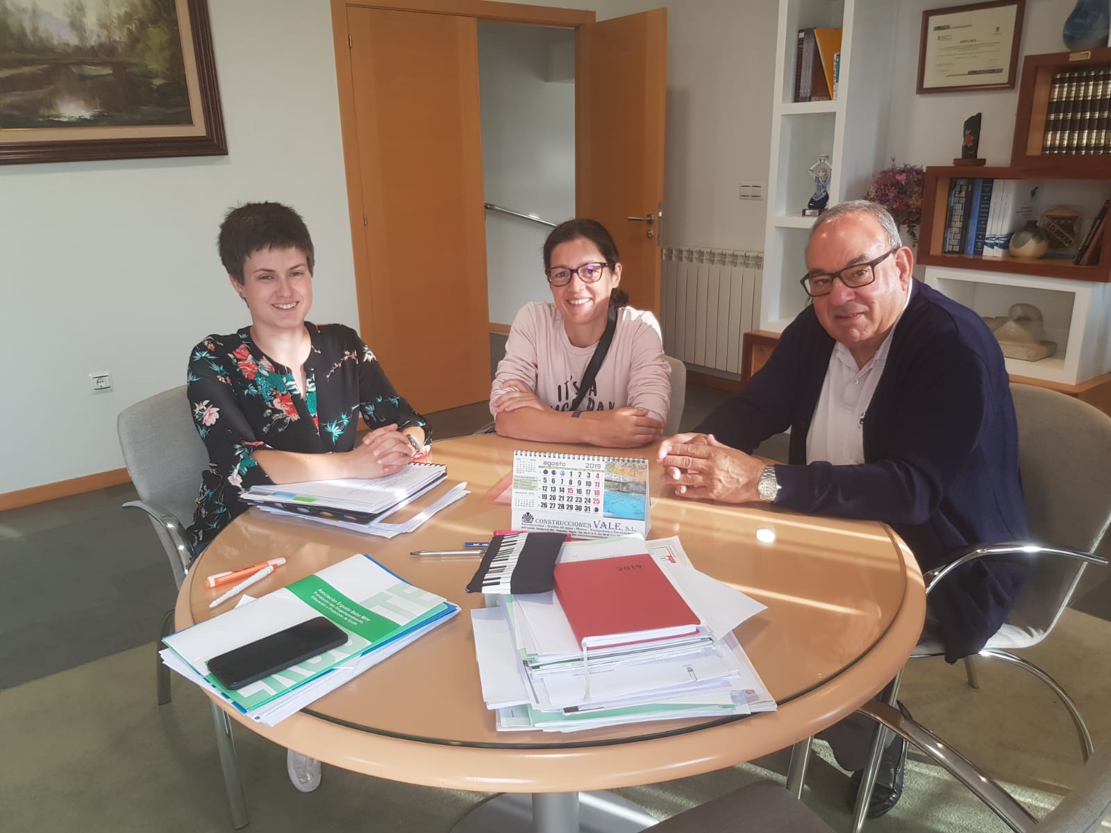 As asociacións do Baixo Miño, Érguete e Cruz Vermella reuníronse coa alcaldesa do Rosal para explicar os seus proxectos