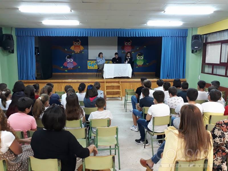 O CEIP de Atios da a benvida ao novo curso escolar no acto de formal apertura con representantes de todos os Centros do Porriño