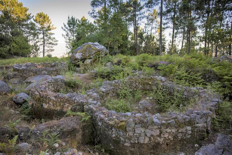 Os Castros, escepcionais miradoiros en paisaxes de lenda