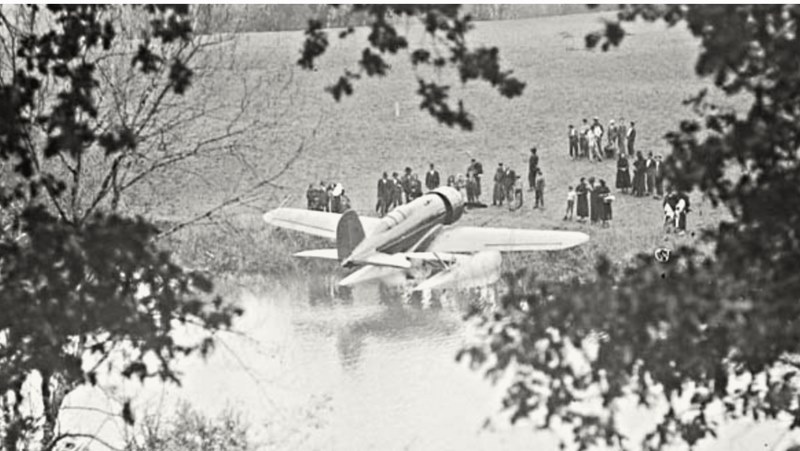 Charla coloquio “86 aniversario da amerizaxe de Lindbergh no río Miño en Caldelas/Friestras”