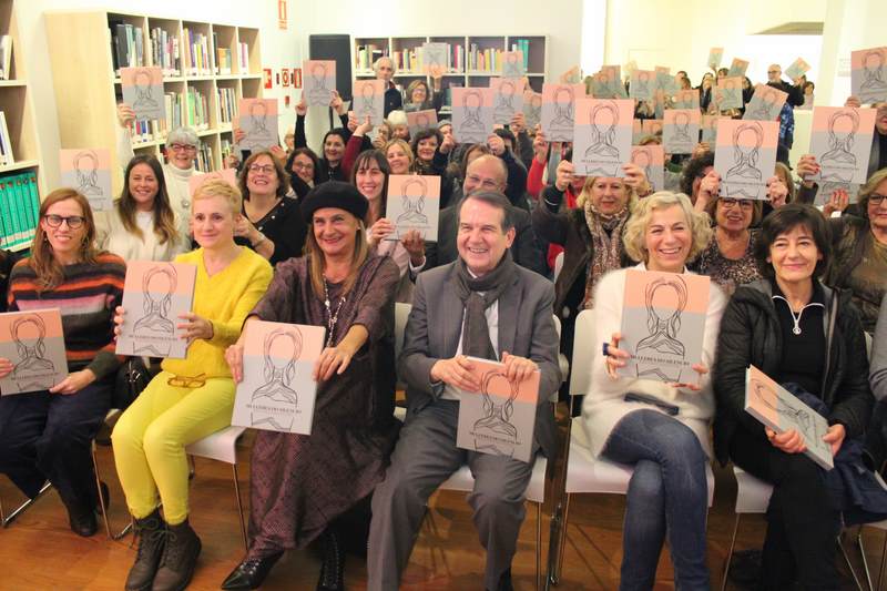 O MARCO acolleu a presentación do catálogo “Mulleres do silencio. De Maruja Mallo a Ángela de la Cruz”