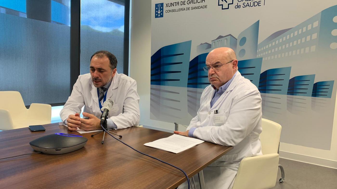 A iniciativa foi presentada este luns polo xerente da Área Sanitaria de Vigo, Julio García Comesaña e xefe do servizo de Microbioloxía, Benito Regueiro
