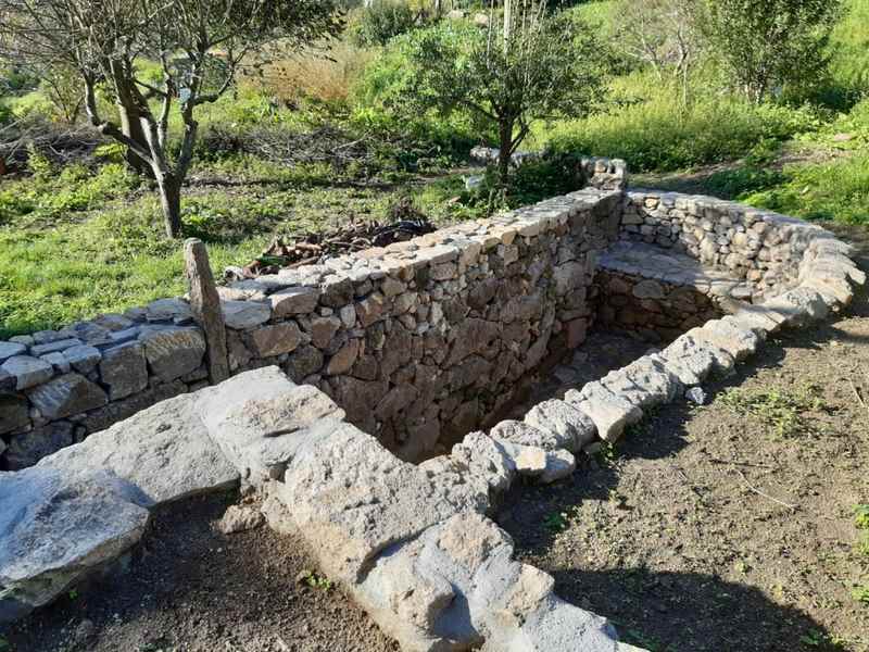 Bueu remata as obras de mellora integral do lavadoiro e da fonte do ‘Lago Mansiño’