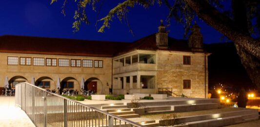 O albergue e o entorno do Pazo de Mos reciben a “Q de Calidade”
