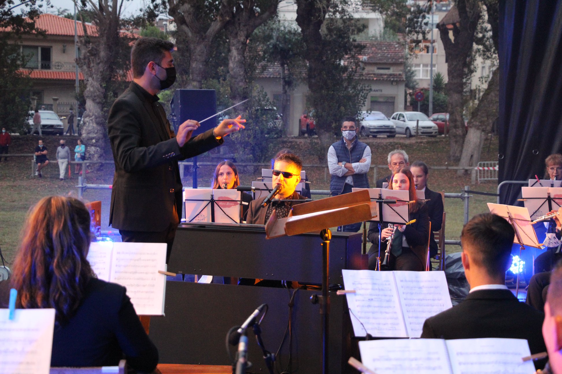 Nigrán festexa San Fiz co concerto inclusivo de Serafín Zubiri "Recordando a Nino Bravo"