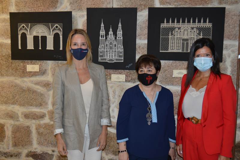 O Pazo de Mos acolleu a presentación de dúas iniciativas das Palilleiras mosenses para poñer en valor o encaixe no Camiño