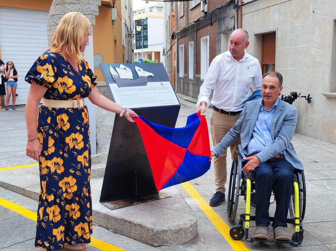 Baiona homenaxea aos mariños baioneses que participaron na primeira volta ao mundo